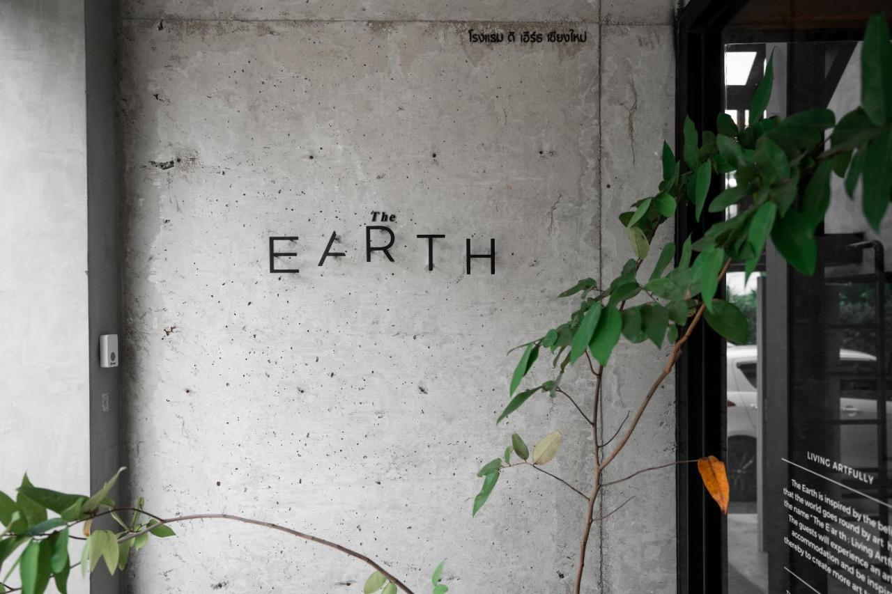 The Earth Hotel Csiangmaj Kültér fotó